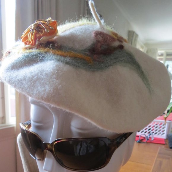 VINTAGE BERET - HAT - FRENCH CHIC - BOHEMIAN STYLE - ONE SIZE - UNBRANDED. - Picture 5 of 10